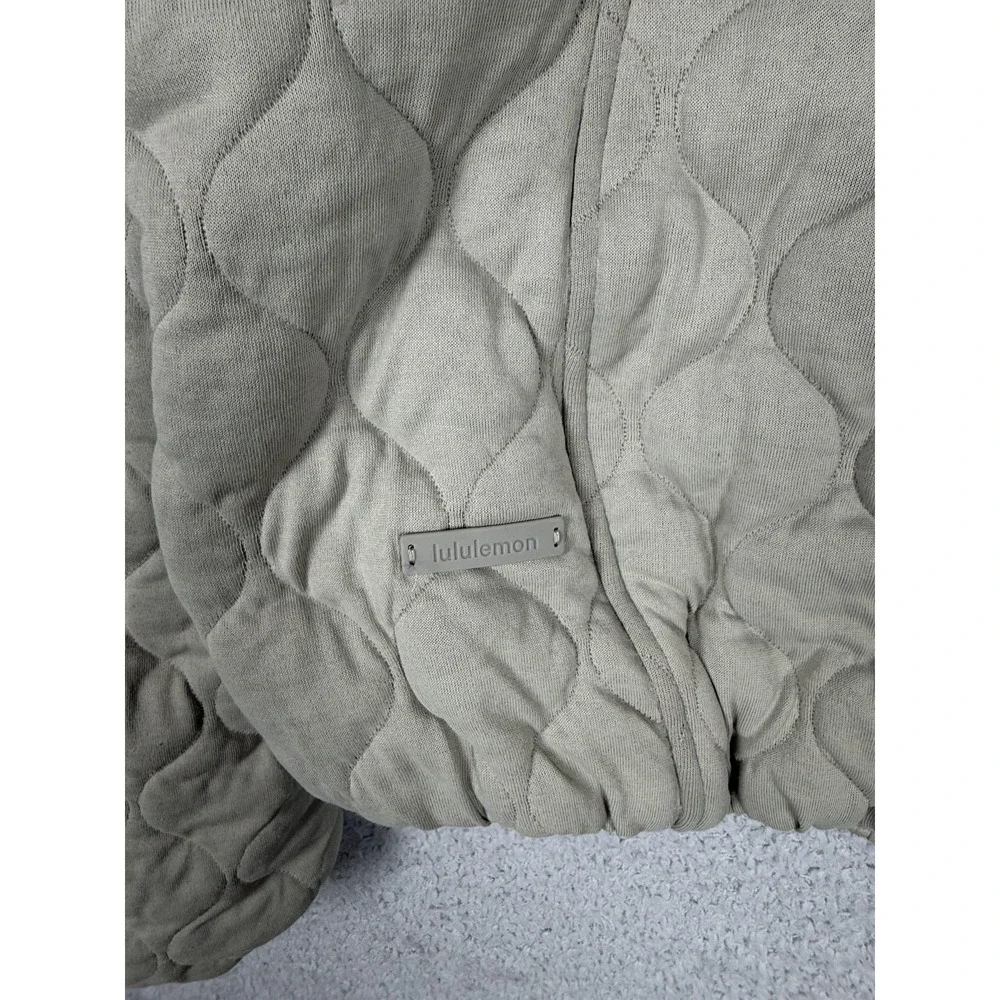 Lululemon Quilted Bomber Jacket Womens 0 Crop Full Zip Front W3HFMS Riverstone
